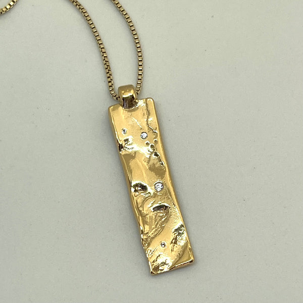 Coastal Necklace | Gold with White Sapphire