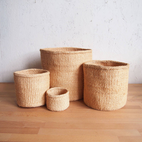 Natural Hand Woven Storage Basket - Small Oat